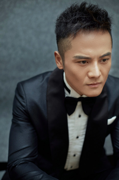 姬他电影《闽宁镇》首映 为还原人物负重50斤